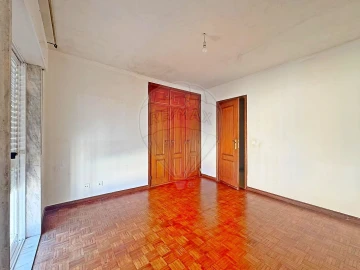 Apartamento T3 para Venda em Rio de Mouro