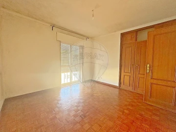 Apartamento T3 para Venda em Rio de Mouro