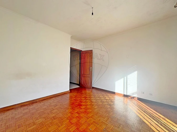 Apartamento T3 para Venda em Rio de Mouro Foto 21