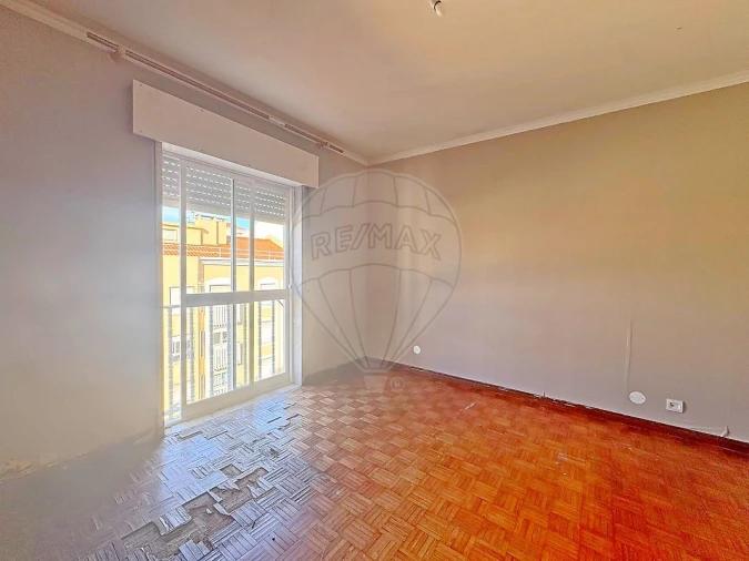 Apartamento T3 para Venda em Rio de Mouro Foto 13