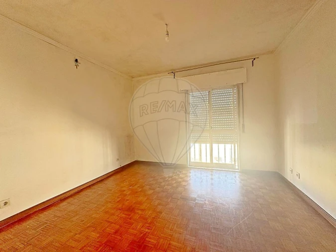 Apartamento T3 para Venda em Rio de Mouro Foto 18