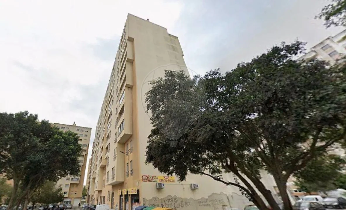 Apartamento T3 para Venda em Carregado e Cadafais Foto 1