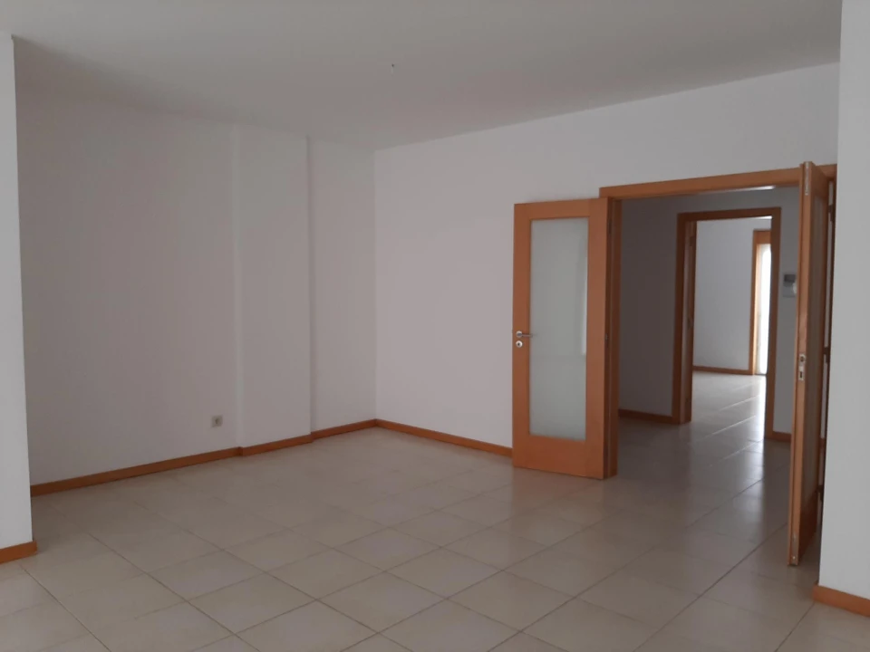Apartamento T3 para Venda em Pinhal Novo Foto 5