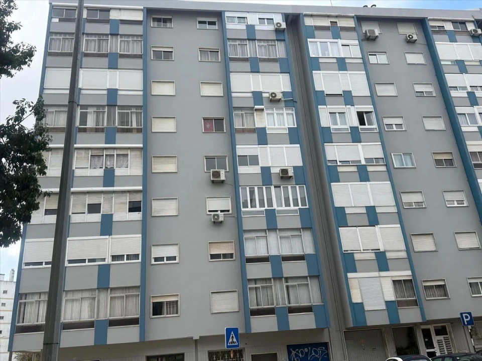 Apartamento T3 para Venda em Almada, Cova da Piedade, Pragal e Cacilhas Foto 17