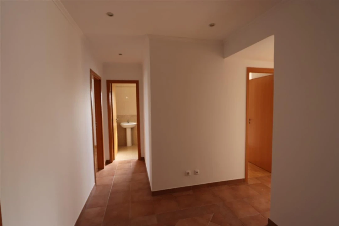 Apartamento T3 para Venda em Almada, Cova da Piedade, Pragal e Cacilhas Foto 7