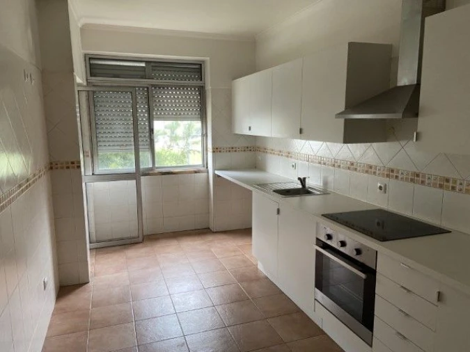 Apartamento T3 para Venda em Almada, Cova da Piedade, Pragal e Cacilhas Foto 5