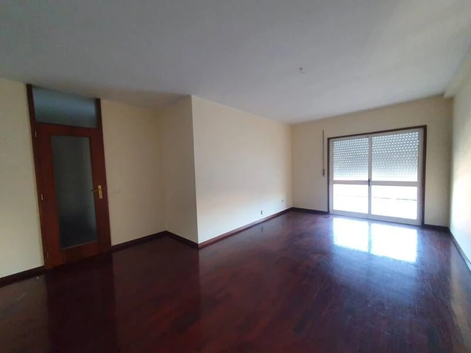 Apartamento T2 para Venda em Gondomar (São Cosme), Valbom e Jovim Foto 3