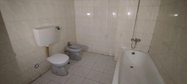 Apartamento T1 para Venda em Queluz e Belas