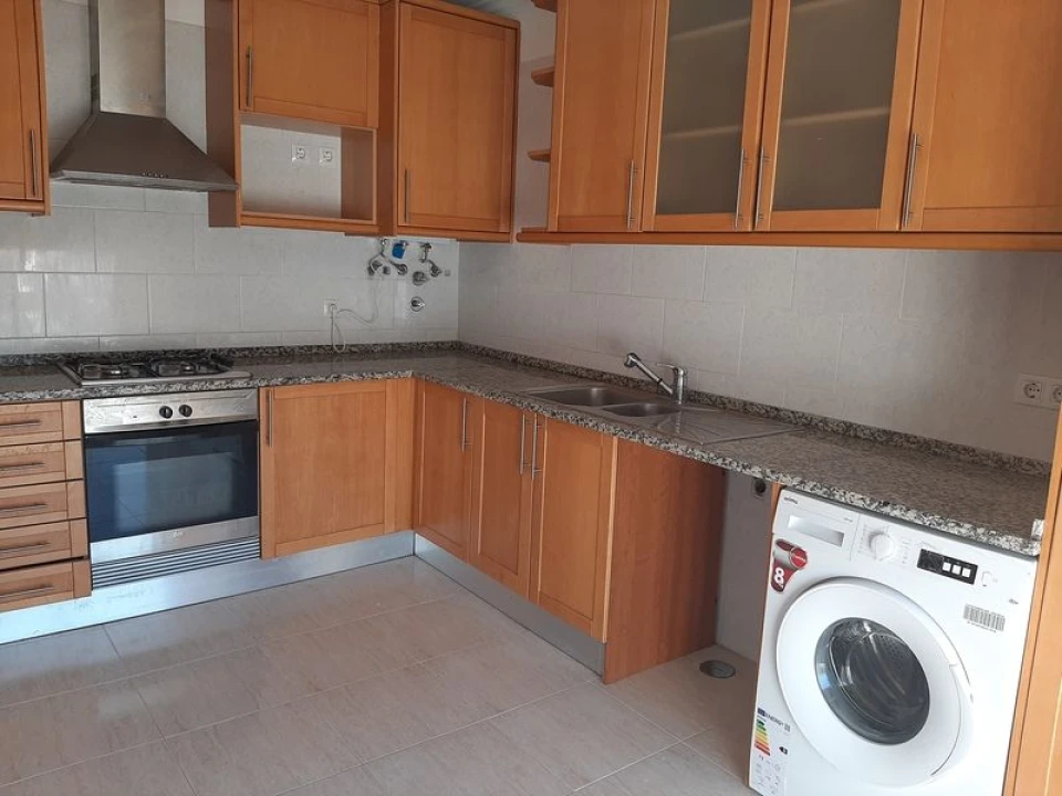 Apartamento T3 para Venda em Azambuja Foto 6