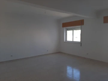 Apartamento T3 para Venda em Azambuja