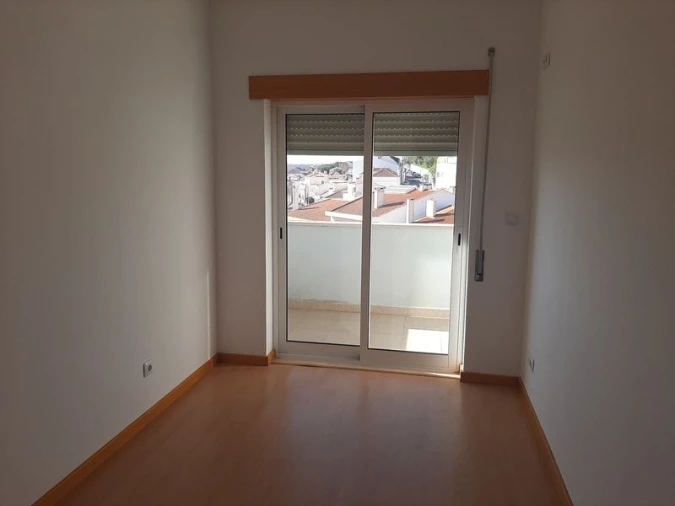 Apartamento T3 para Venda em Azambuja Foto 11