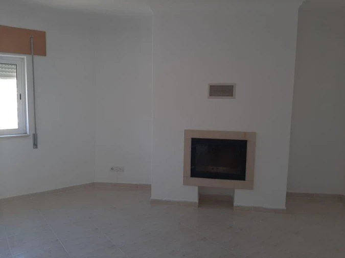 Apartamento T3 para Venda em Azambuja Foto 5