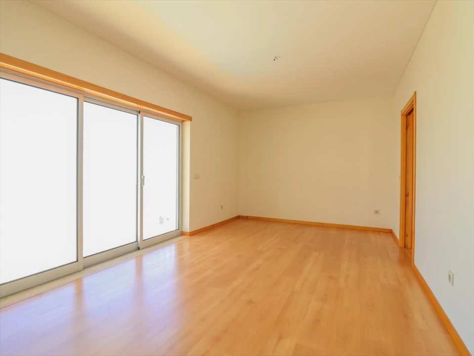 Apartamento T1 para Venda em Buarcos Foto 5