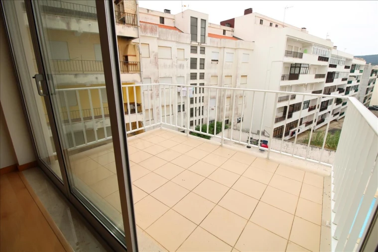 Apartamento T1 para Venda em Buarcos Foto 11