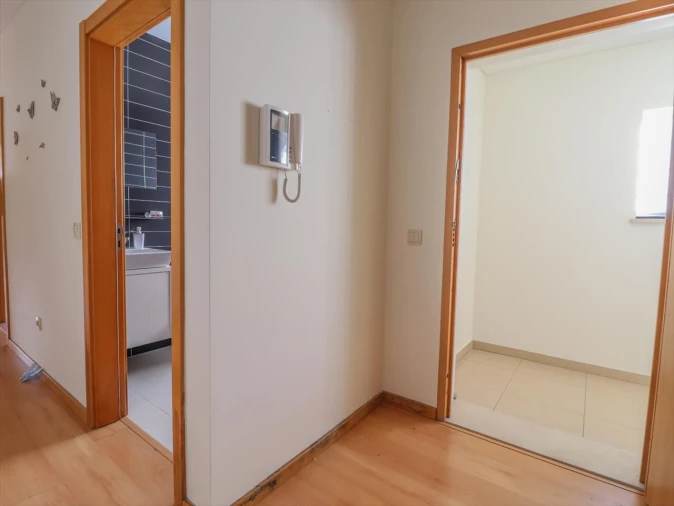 Apartamento T1 para Venda em Buarcos Foto 3