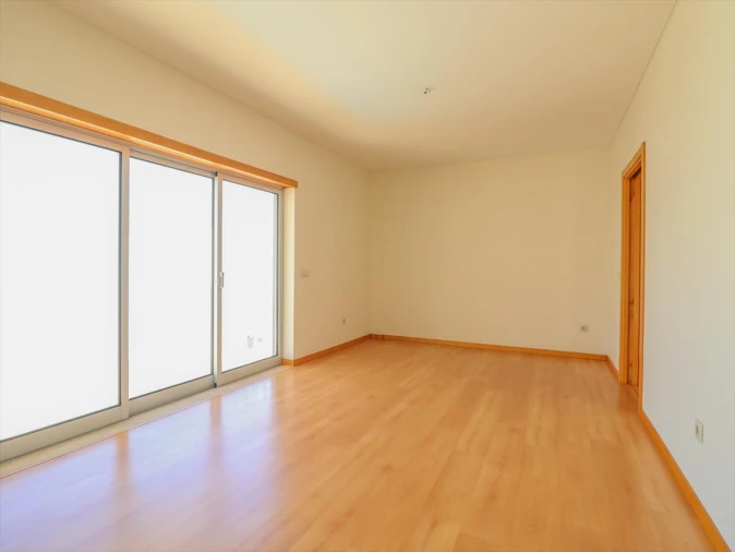 Apartamento T1 para Venda em Buarcos Foto 5