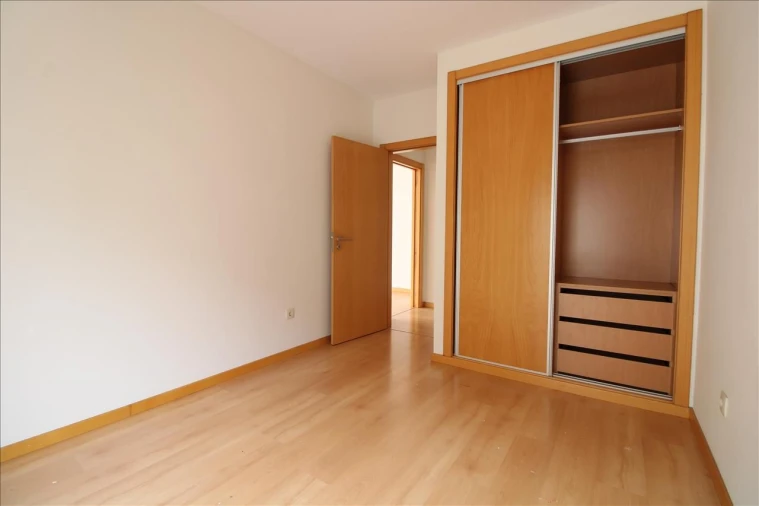 Apartamento T1 para Venda em Buarcos Foto 9