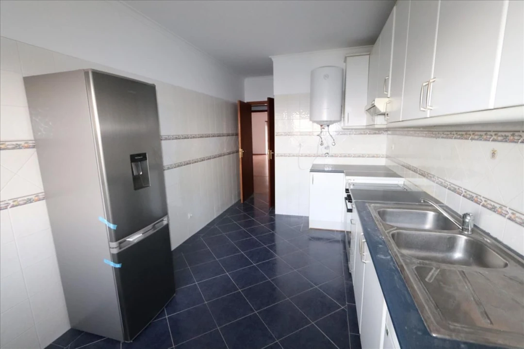 Apartamento T3 para Venda em Barreiro e Lavradio Foto 4