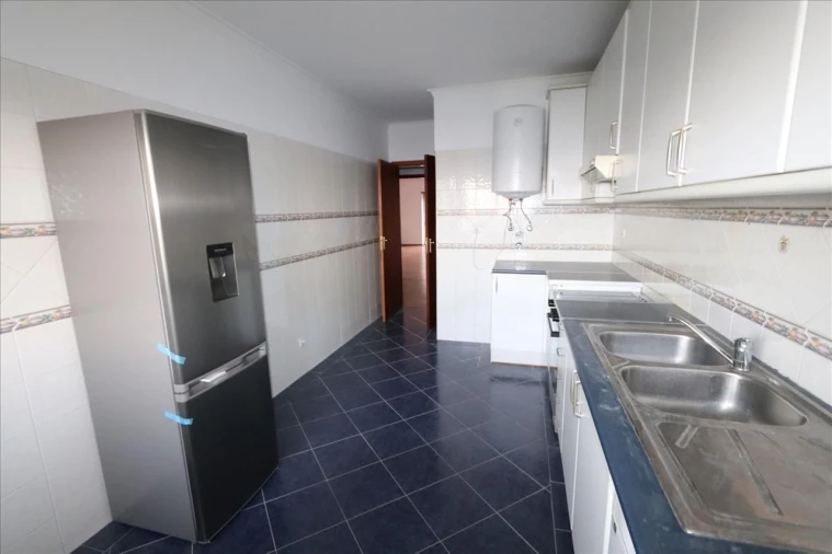 Apartamento T3 para Venda em Barreiro e Lavradio Foto 4