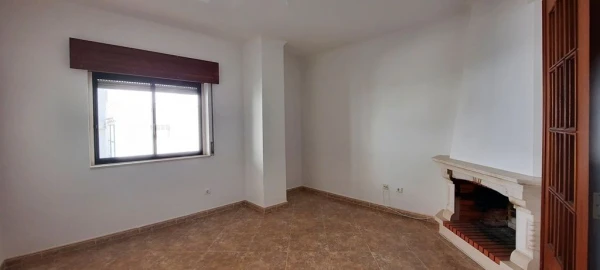 Apartamento T2 para Venda em Marvila, Ribeira Santarém, São Salvador, São Nicolau