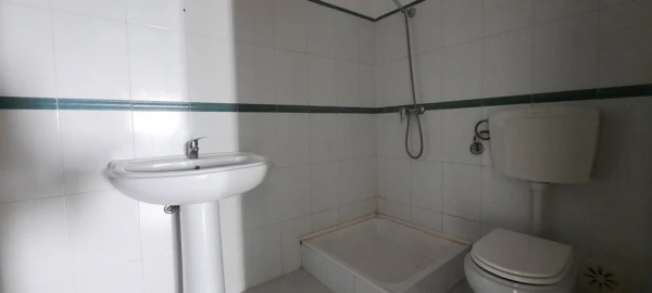 Apartamento T2 para Venda em Marvila, Ribeira Santarém, São Salvador, São Nicolau