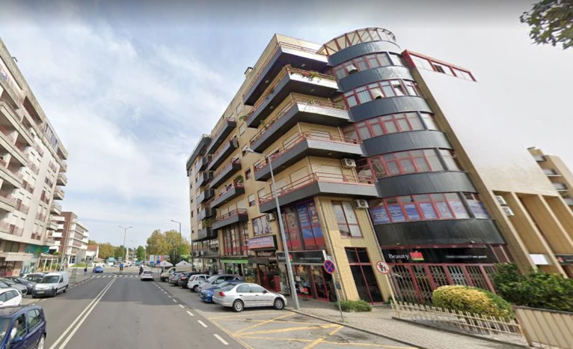 Apartamento T3 para Venda em Antas e Abade de Vermoim Foto 3