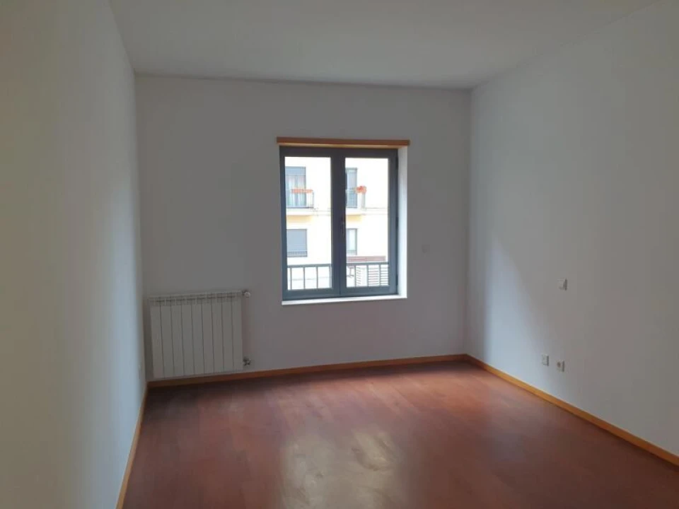 Apartamento T2 para Venda em Oliveira do Douro Foto 5