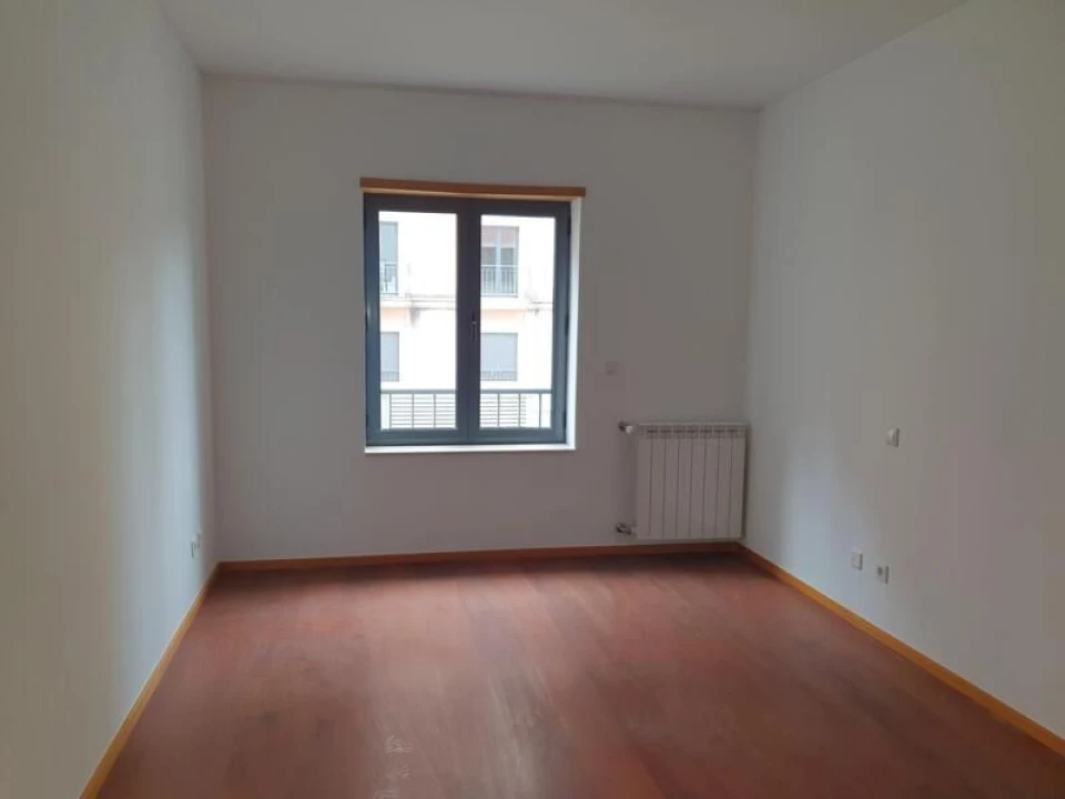 Apartamento T2 para Venda em Oliveira do Douro Foto 9