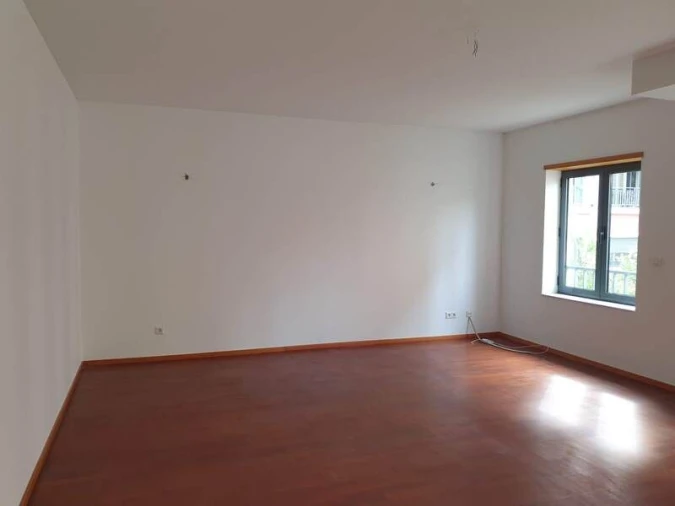Apartamento T2 para Venda em Oliveira do Douro Foto 4