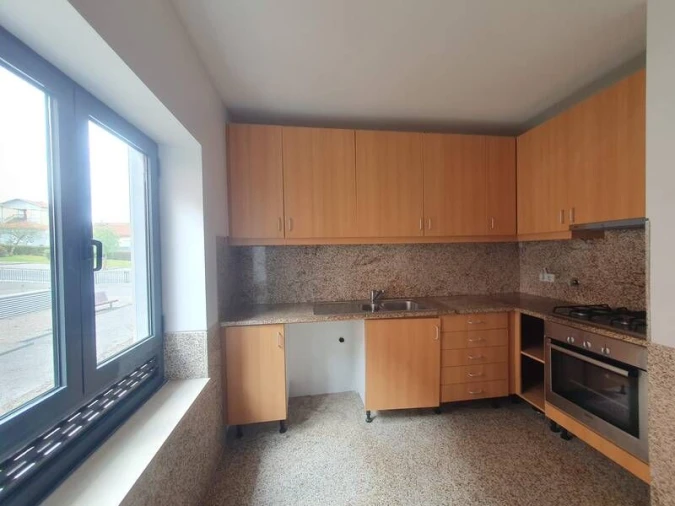 Apartamento T2 para Venda em Oliveira do Douro Foto 10