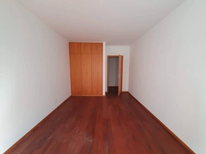 Apartamento T2 para Venda em Oliveira do Douro Foto 8