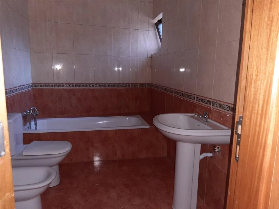 Apartamento T2 para Venda em Rio Tinto Foto 12