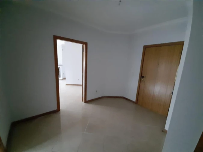 Apartamento T2 para Venda em Rio Tinto Foto 2