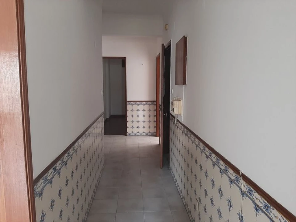 Apartamento T3 para Venda em Fernao Ferro Foto 3