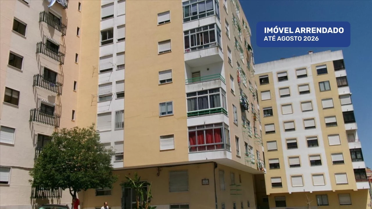 Apartamento T2 para Venda em Agualva e Mira-Sintra Foto 1