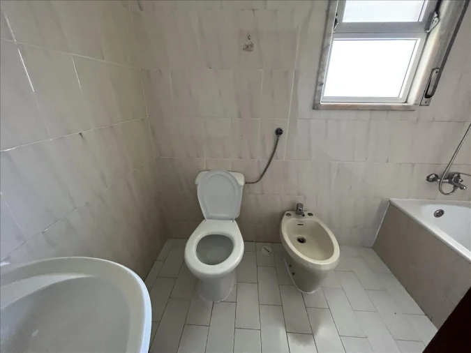 Apartamento T2 para Venda em Agualva e Mira-Sintra Foto 12