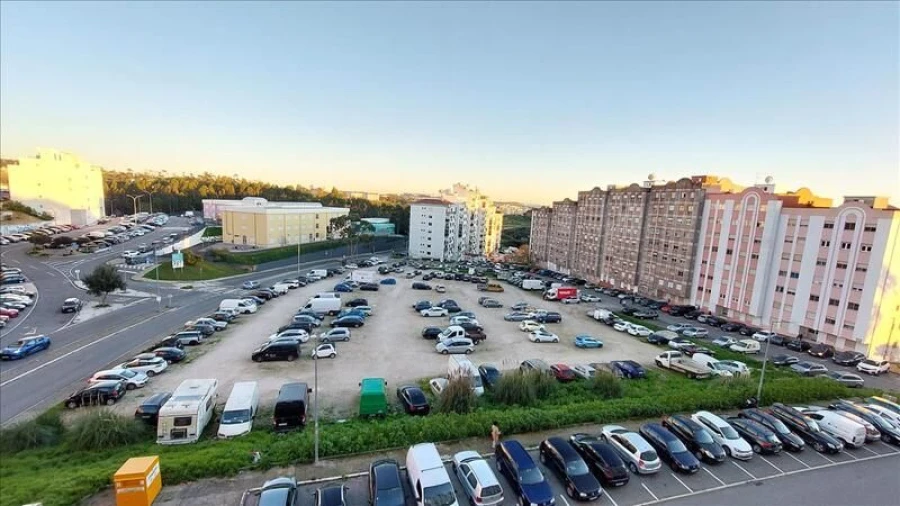Apartamento T2 para Venda em Rio de Mouro Foto 9