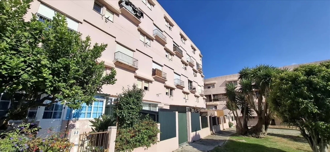 Apartamento T3 para Venda em Agualva e Mira-Sintra Foto 11