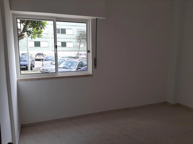 Apartamento T2 para Venda em Moita Foto 10