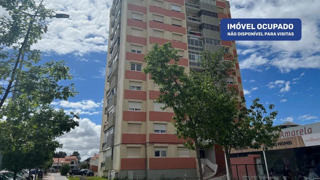 Apartamento T3 para Venda em Santo Antonio da Charneca Foto 1