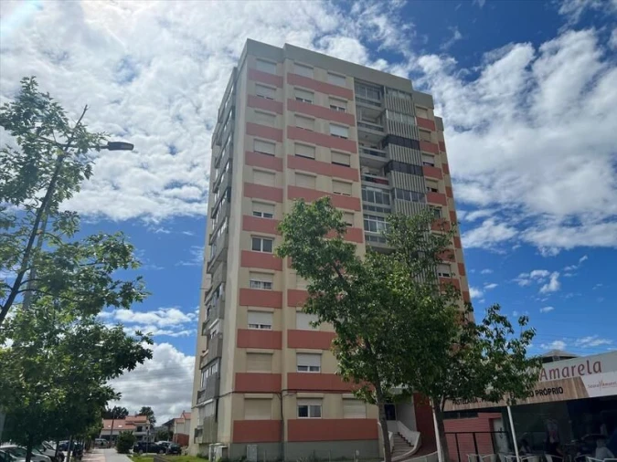 Apartamento T3 para Venda em Santo Antonio da Charneca Foto 2