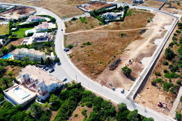 Terreno para Venda em Luz Foto 10