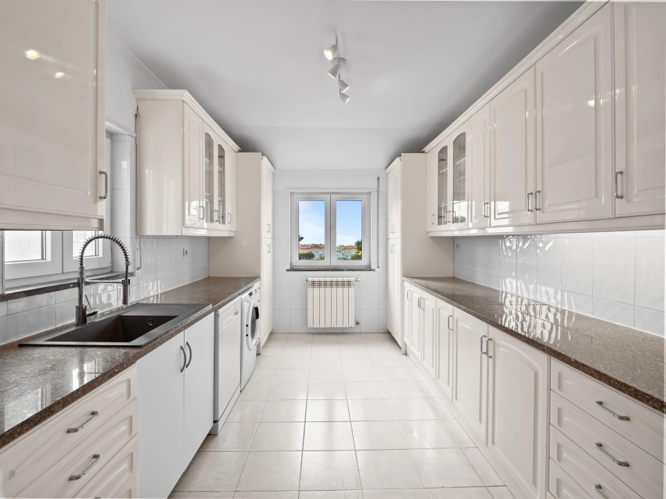 Moradia T3 para Venda em Carcavelos e Parede Foto 8