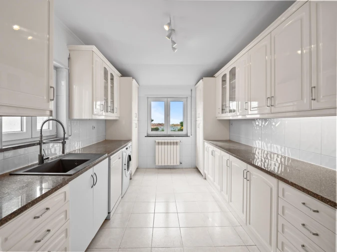 Moradia T3 para Venda em Carcavelos e Parede Foto 8