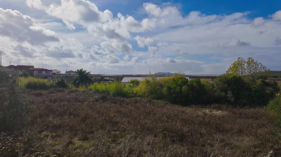 Terreno para Venda em Agualva e Mira-Sintra Foto 1