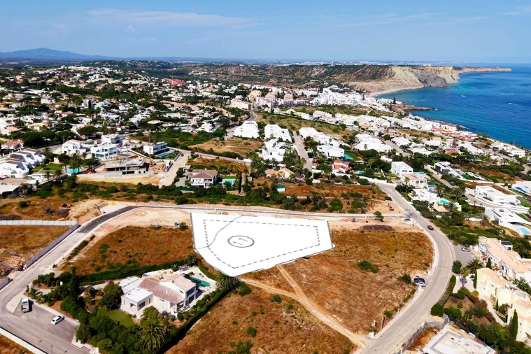 Terreno para Venda em Luz Foto 2