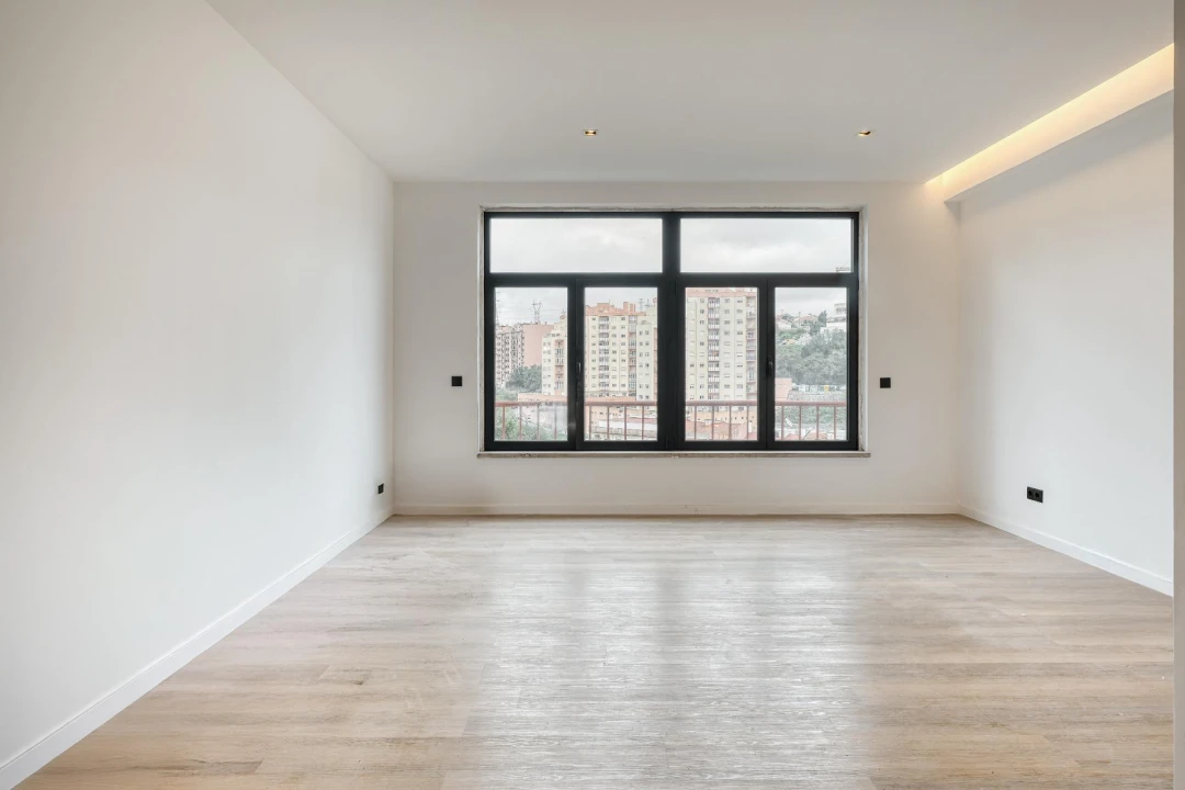 Apartamento T1 para Venda em Massamá e Monte Abraão Foto 11