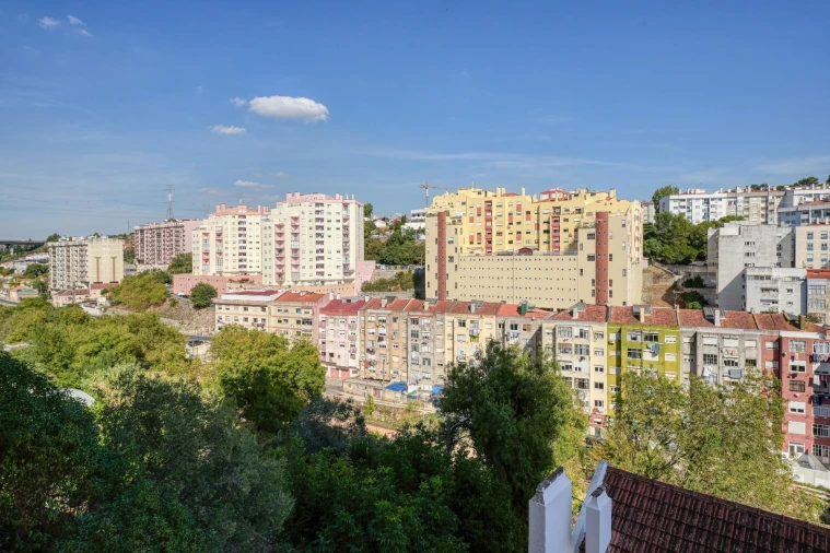 Apartamento T2 para Venda em Massamá e Monte Abraão Foto 21