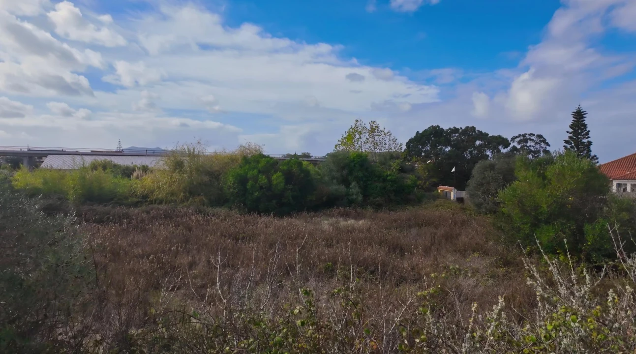 Terreno para Venda em Agualva e Mira-Sintra Foto 4