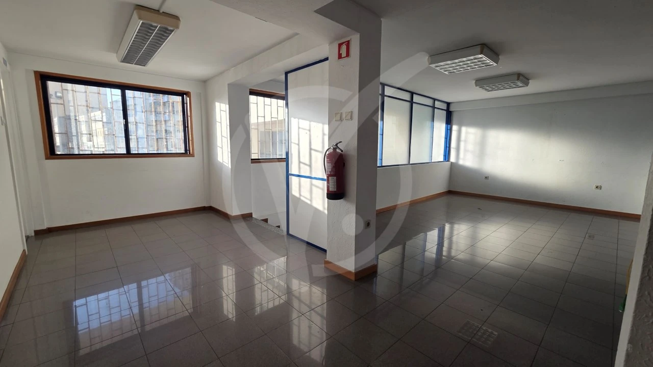 Loja para Arrendamento em Póvoa de Varzim, Beiriz e Argivai Foto 3